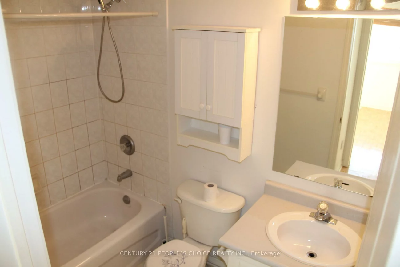 80, Acorn, Hurontario, Mississauga