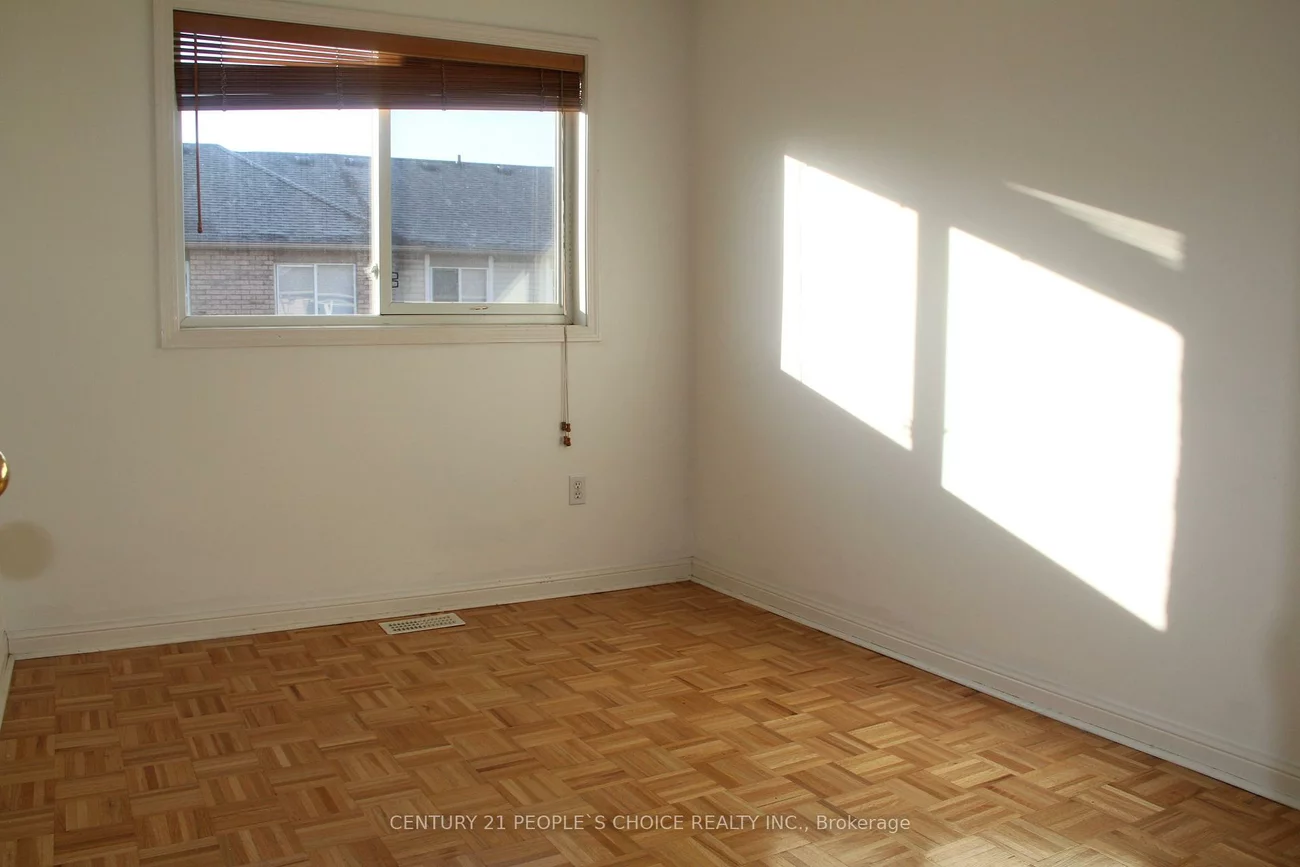 80, Acorn, Hurontario, Mississauga