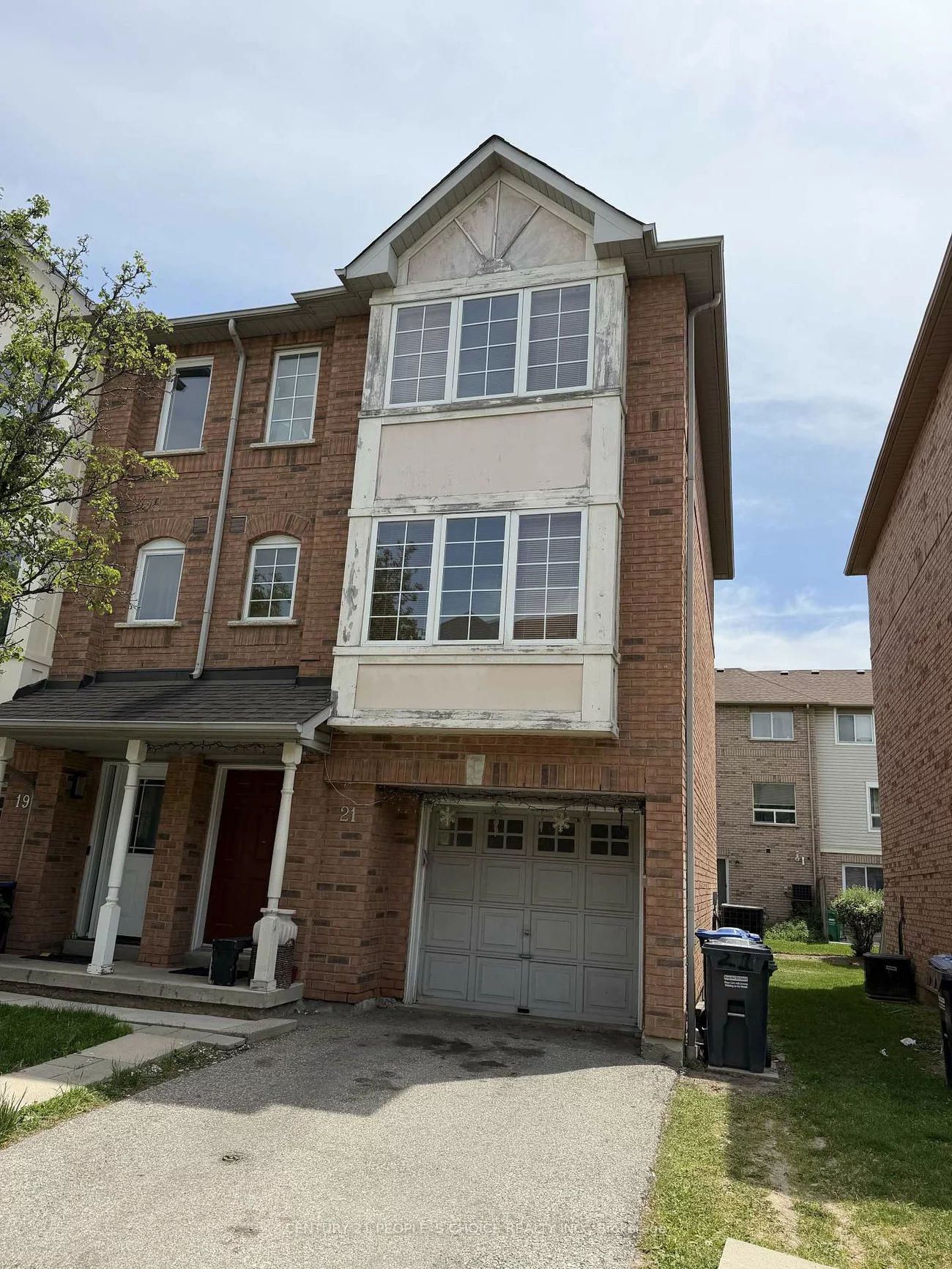 80, Acorn, Hurontario, Mississauga