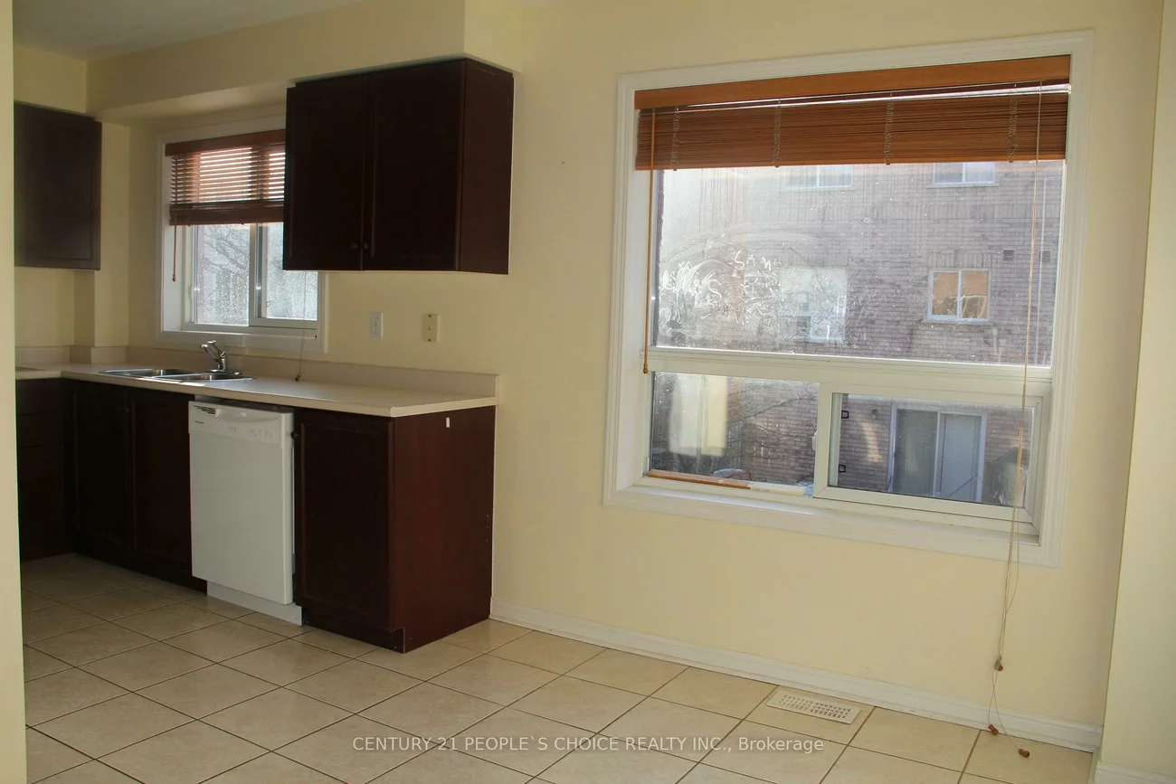 80, Acorn, Hurontario, Mississauga
