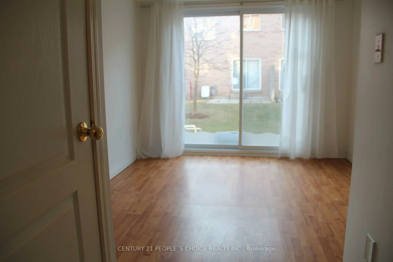 80, Acorn, Hurontario, Mississauga