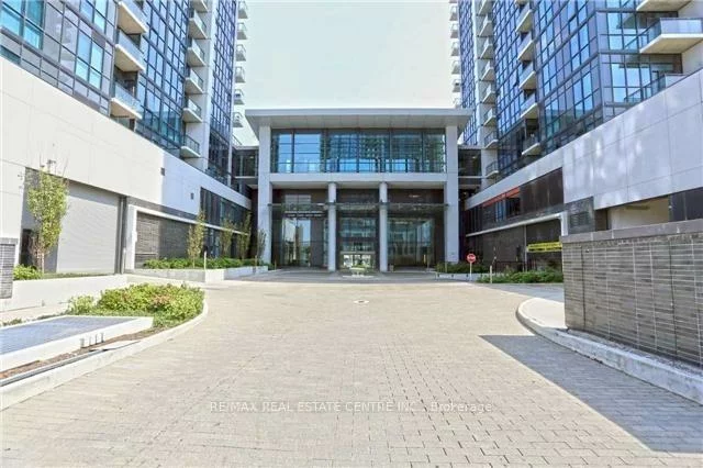 75, Eglinton, Hurontario, Mississauga