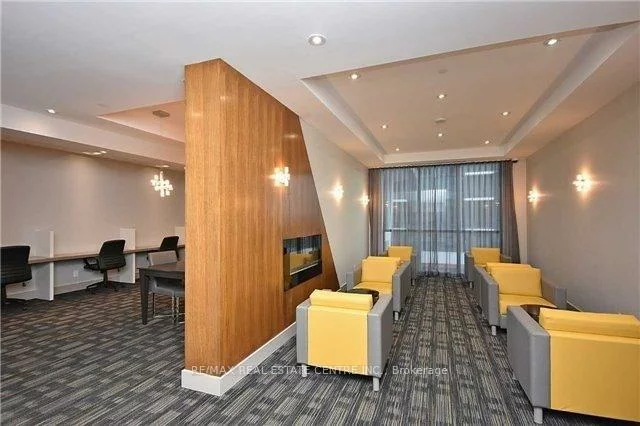 75, Eglinton, Hurontario, Mississauga