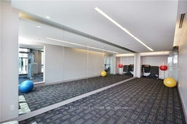 75, Eglinton, Hurontario, Mississauga