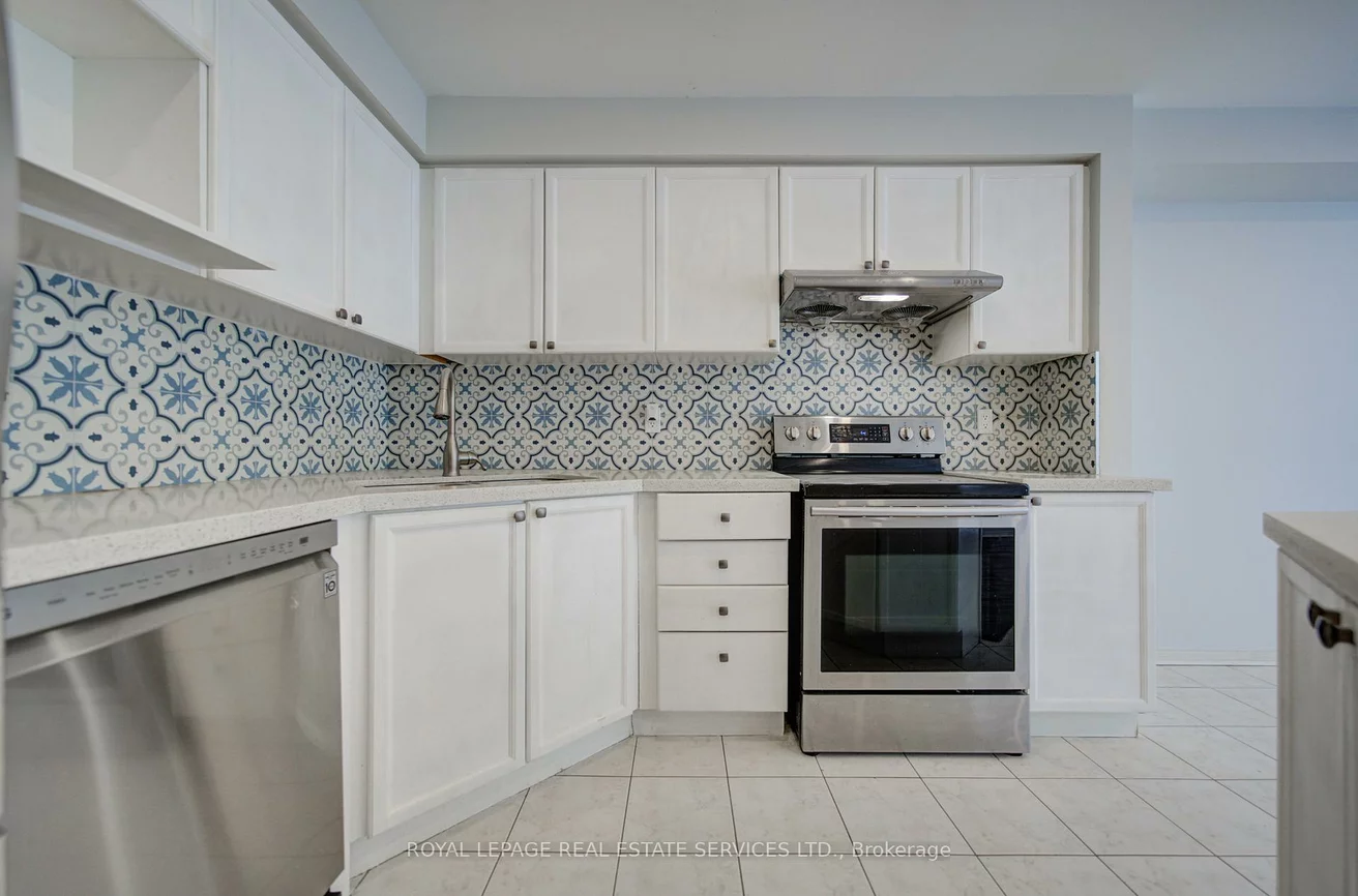 5530, Glen Erin, Central Erin Mills, Mississauga