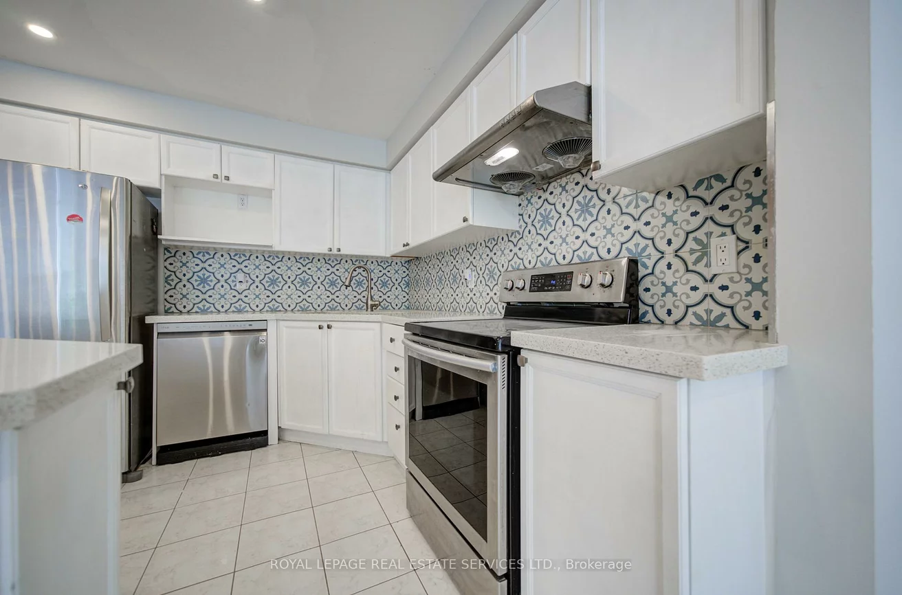 5530, Glen Erin, Central Erin Mills, Mississauga