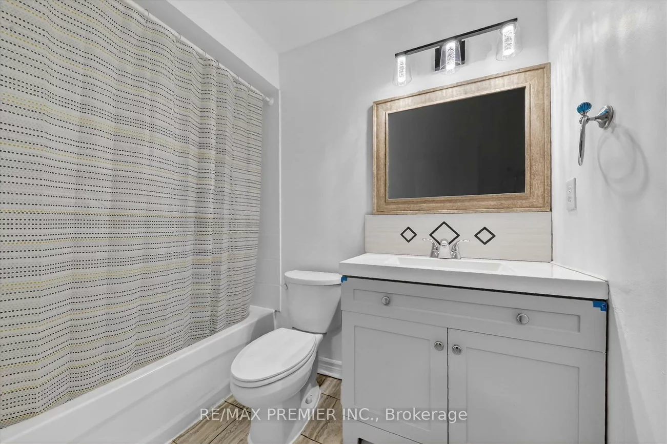 3555, Derry, Malton, Mississauga