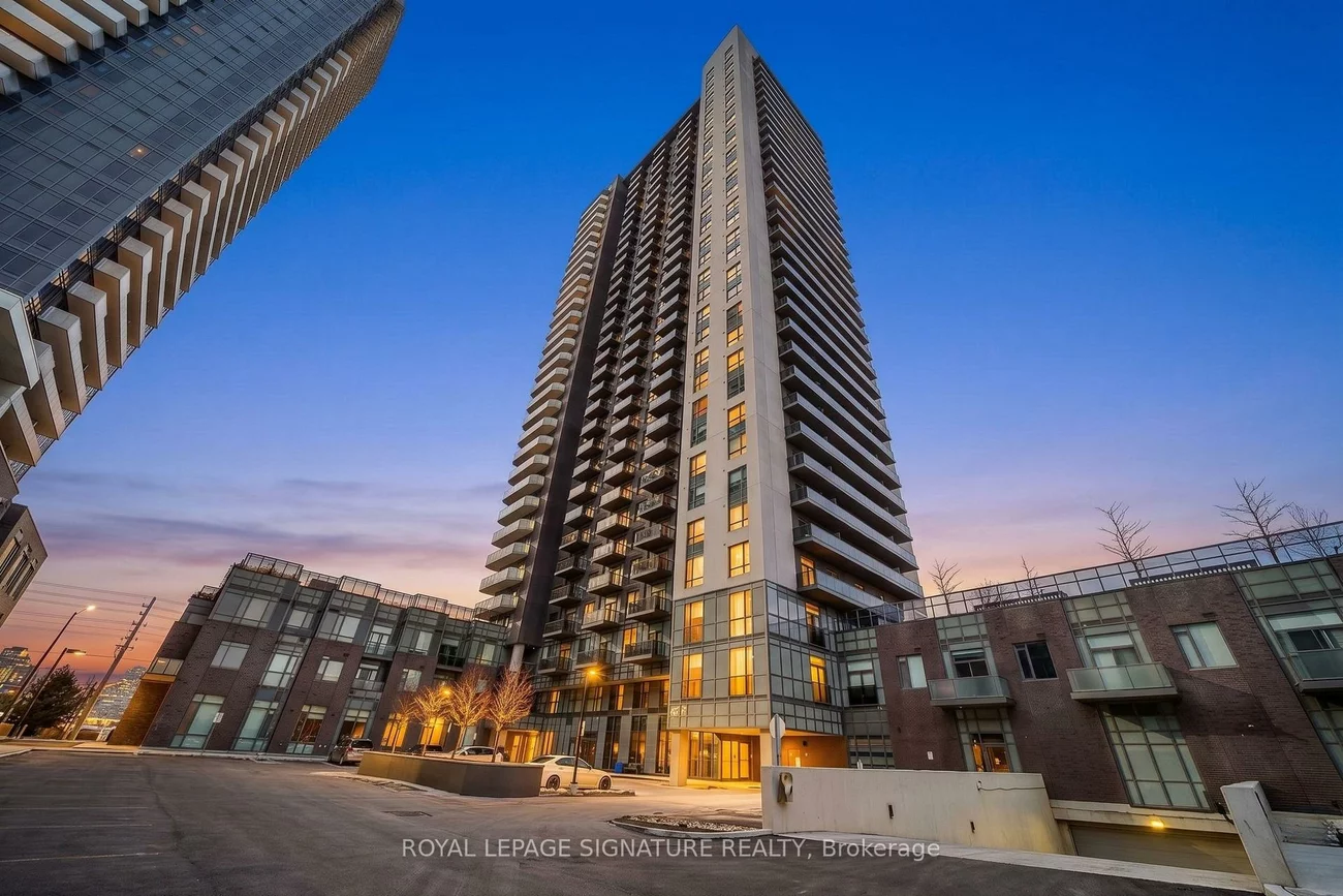 8, Nahani, Hurontario, Mississauga