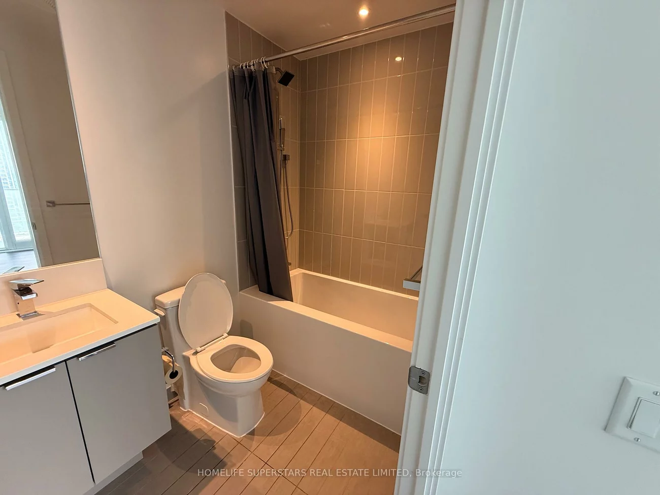 3883, Quartz, City Centre, Mississauga