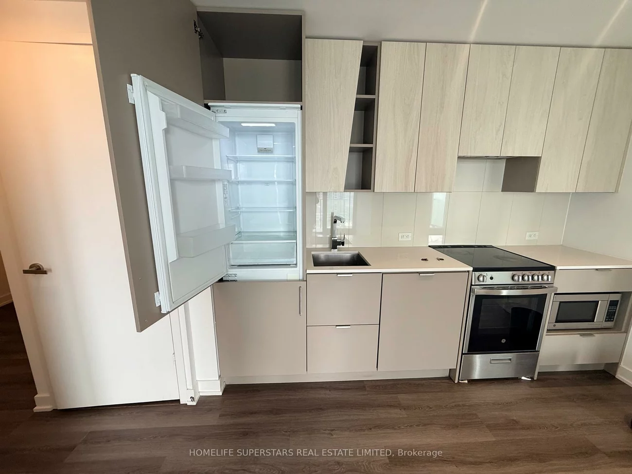 3883, Quartz, City Centre, Mississauga