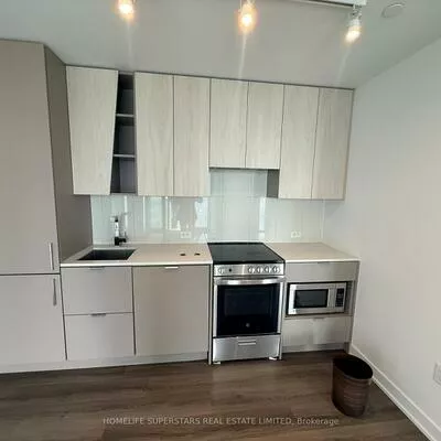 3883, Quartz, City Centre, Mississauga