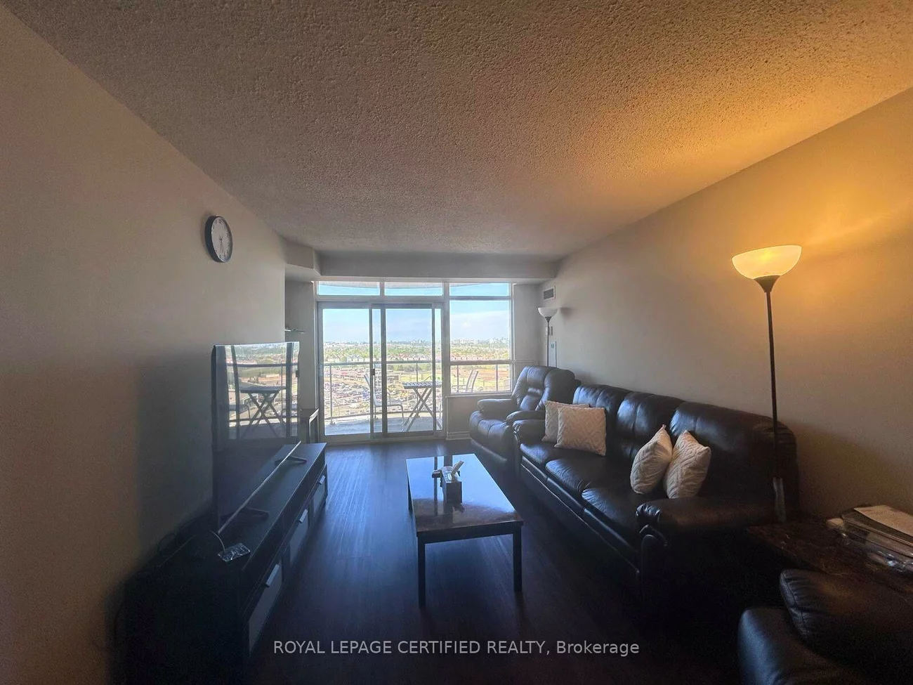 35, Kingsbridge Garden, Hurontario, Mississauga