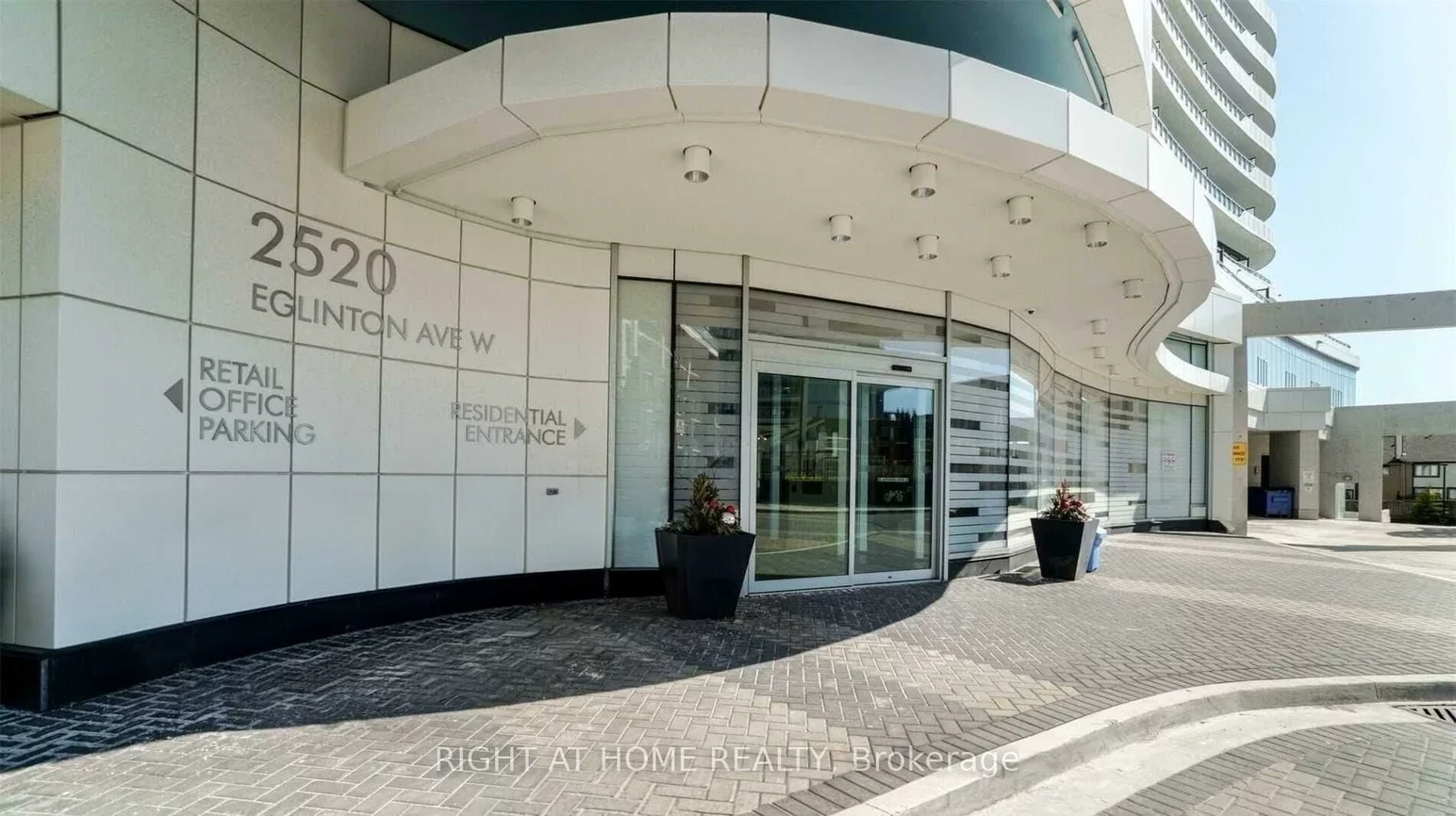 2520, Eglinton, Central Erin Mills, Mississauga