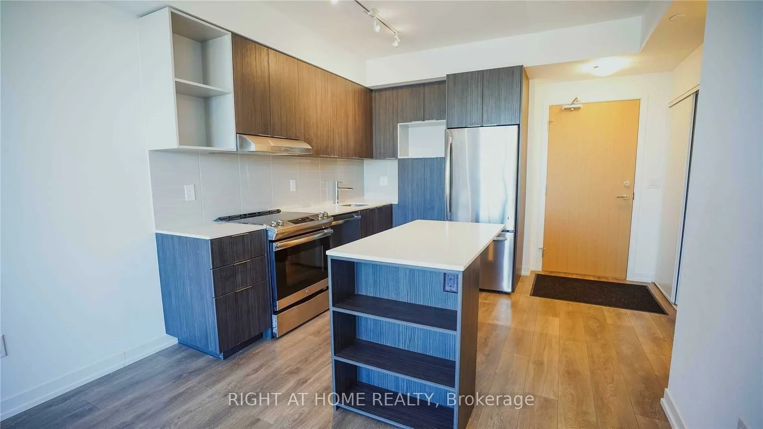 2520, Eglinton, Central Erin Mills, Mississauga