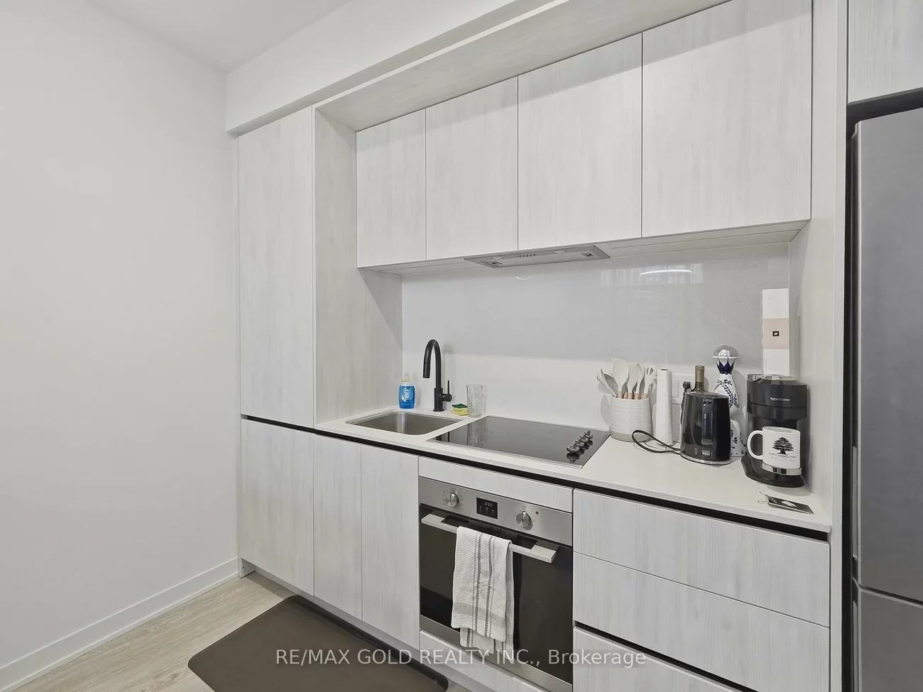 2495, Eglinton, Central Erin Mills, Mississauga