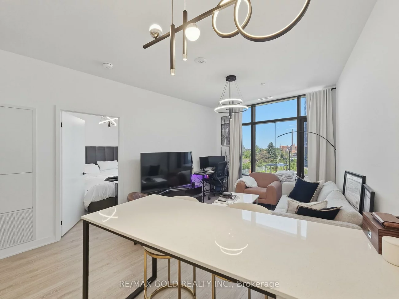 2495, Eglinton, Central Erin Mills, Mississauga