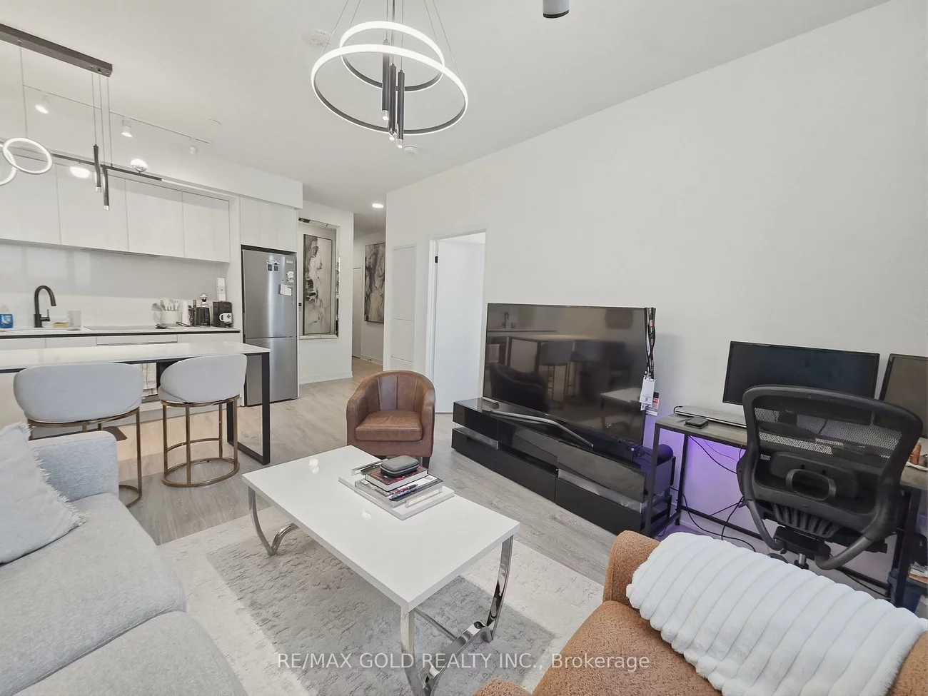 2495, Eglinton, Central Erin Mills, Mississauga