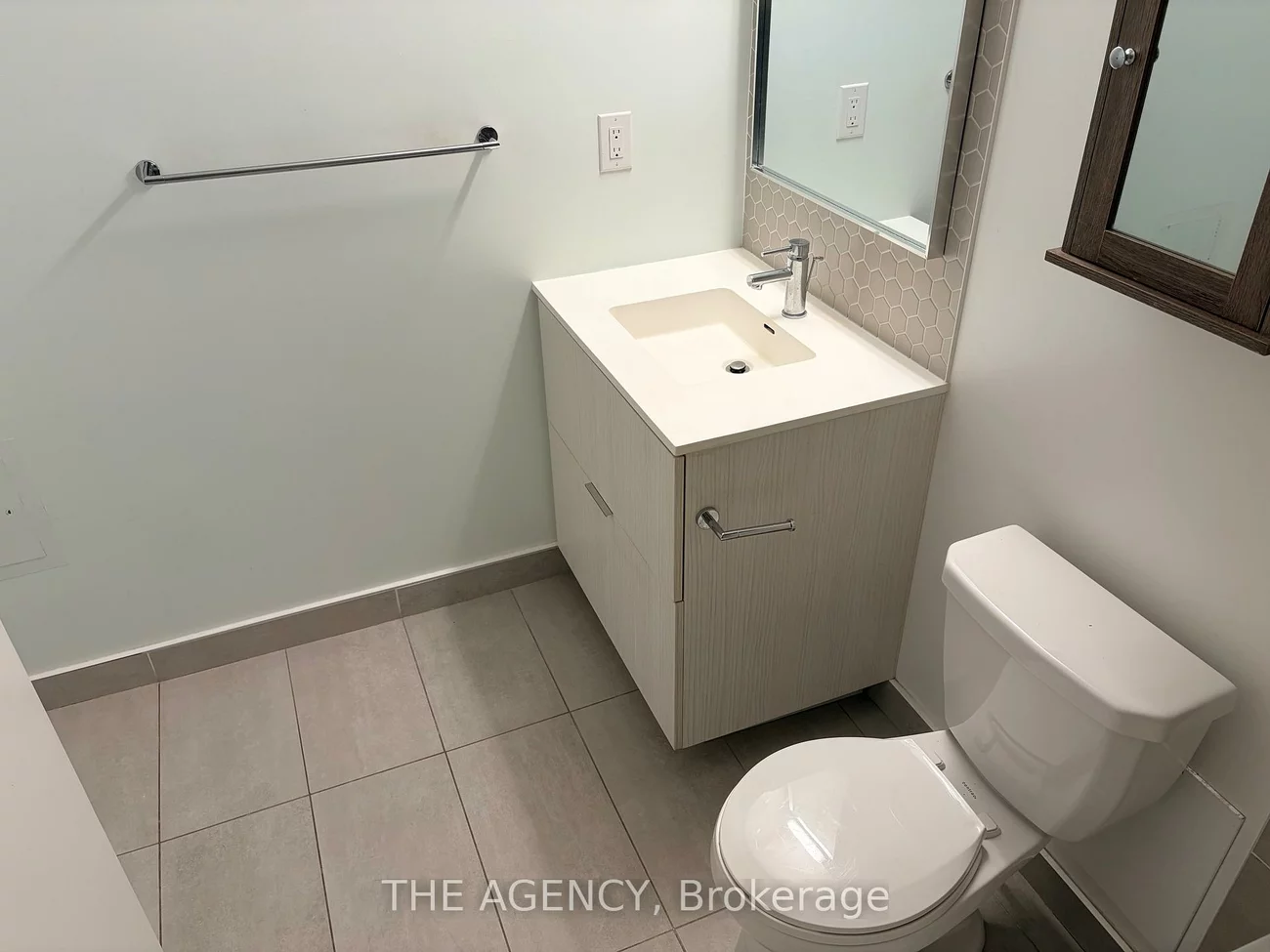 2520, Eglinton, Central Erin Mills, Mississauga
