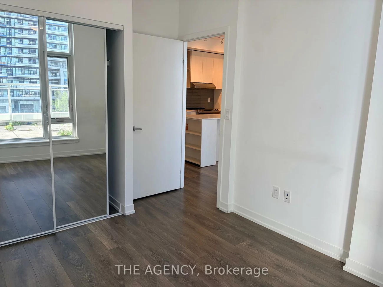2520, Eglinton, Central Erin Mills, Mississauga