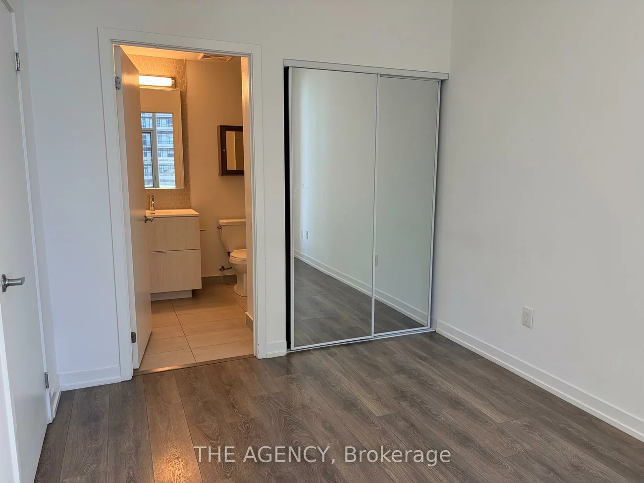 2520, Eglinton, Central Erin Mills, Mississauga