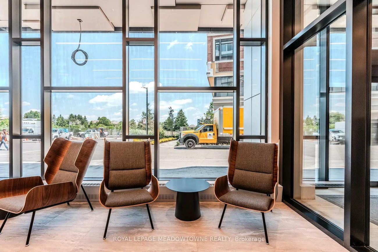 2485, Eglinton, Central Erin Mills, Mississauga
