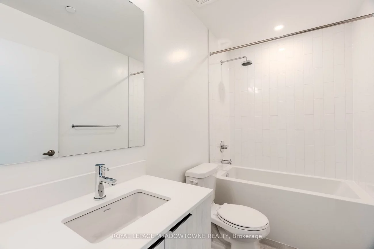 2485, Eglinton, Central Erin Mills, Mississauga