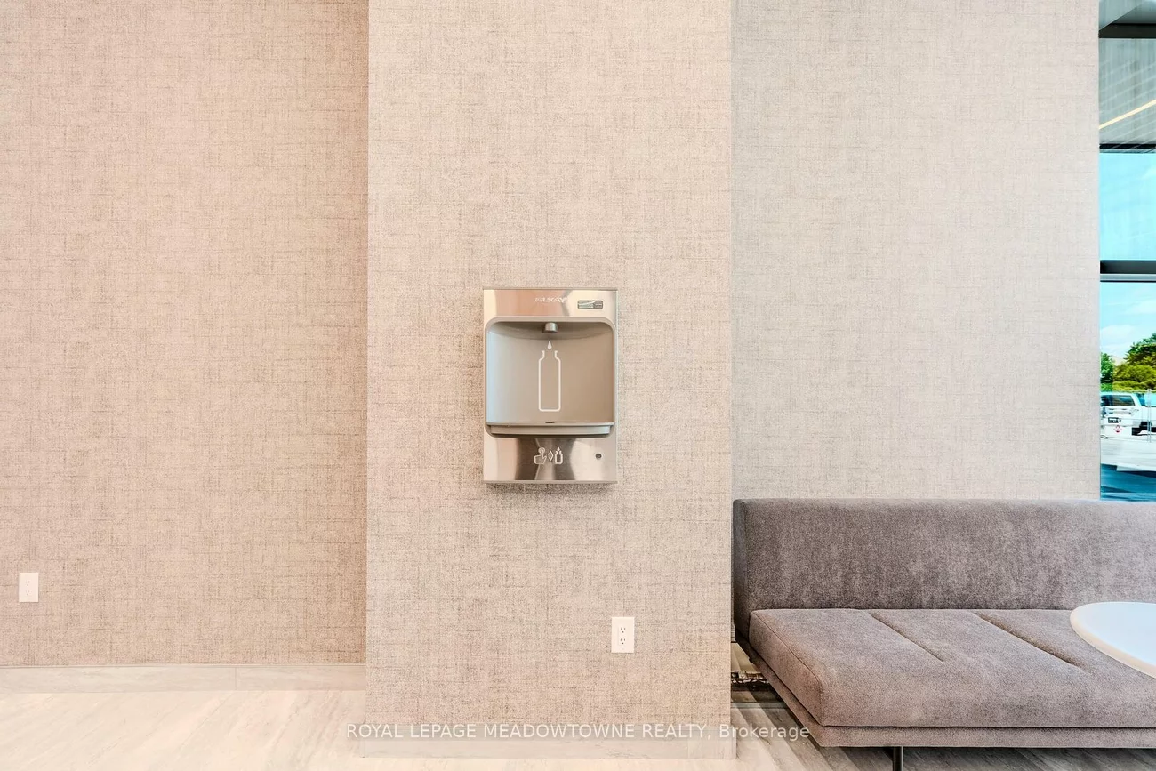 2485, Eglinton, Central Erin Mills, Mississauga