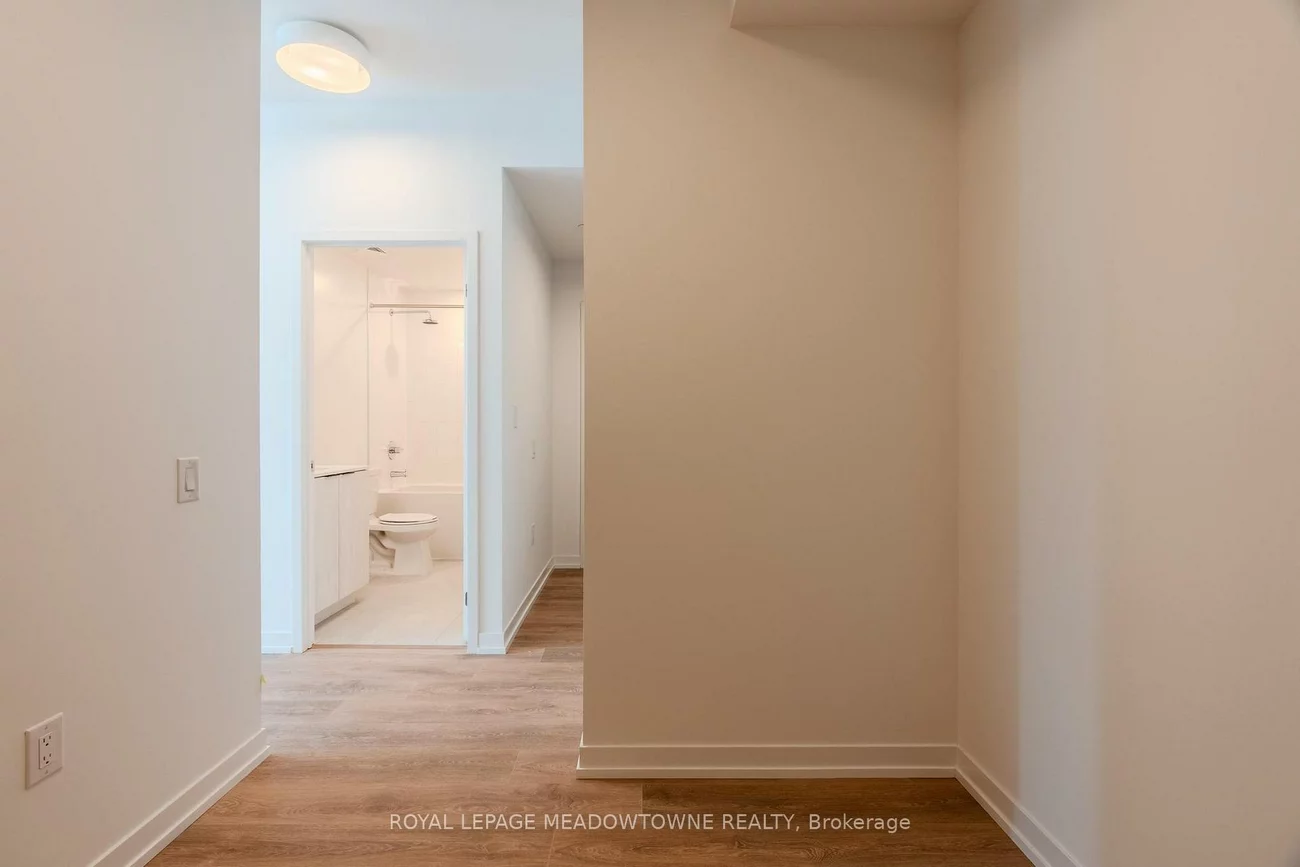 2485, Eglinton, Central Erin Mills, Mississauga