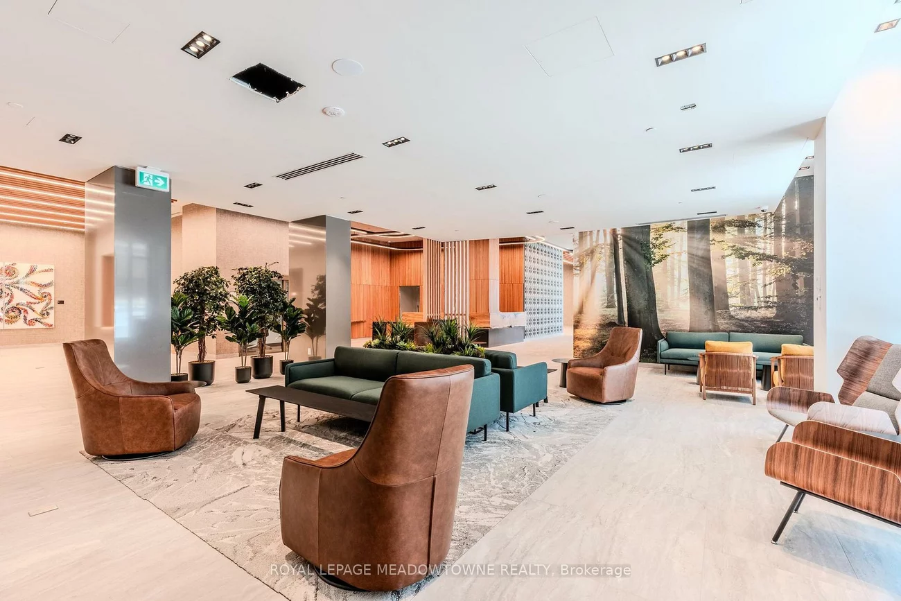 2485, Eglinton, Central Erin Mills, Mississauga