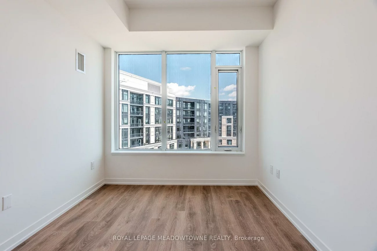 2485, Eglinton, Central Erin Mills, Mississauga