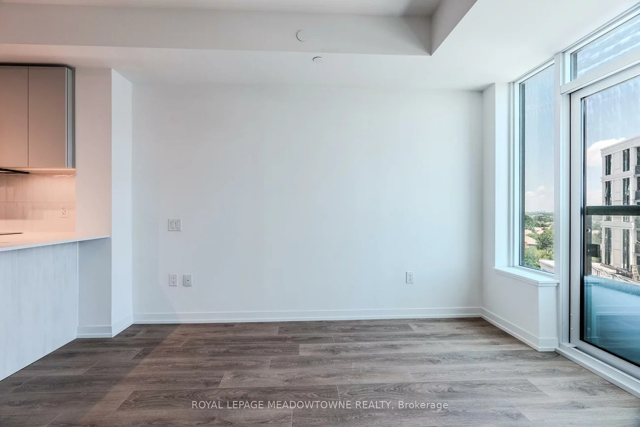 2485, Eglinton, Central Erin Mills, Mississauga