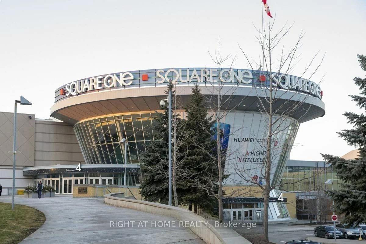 4055, Parkside Village, City Centre, Mississauga