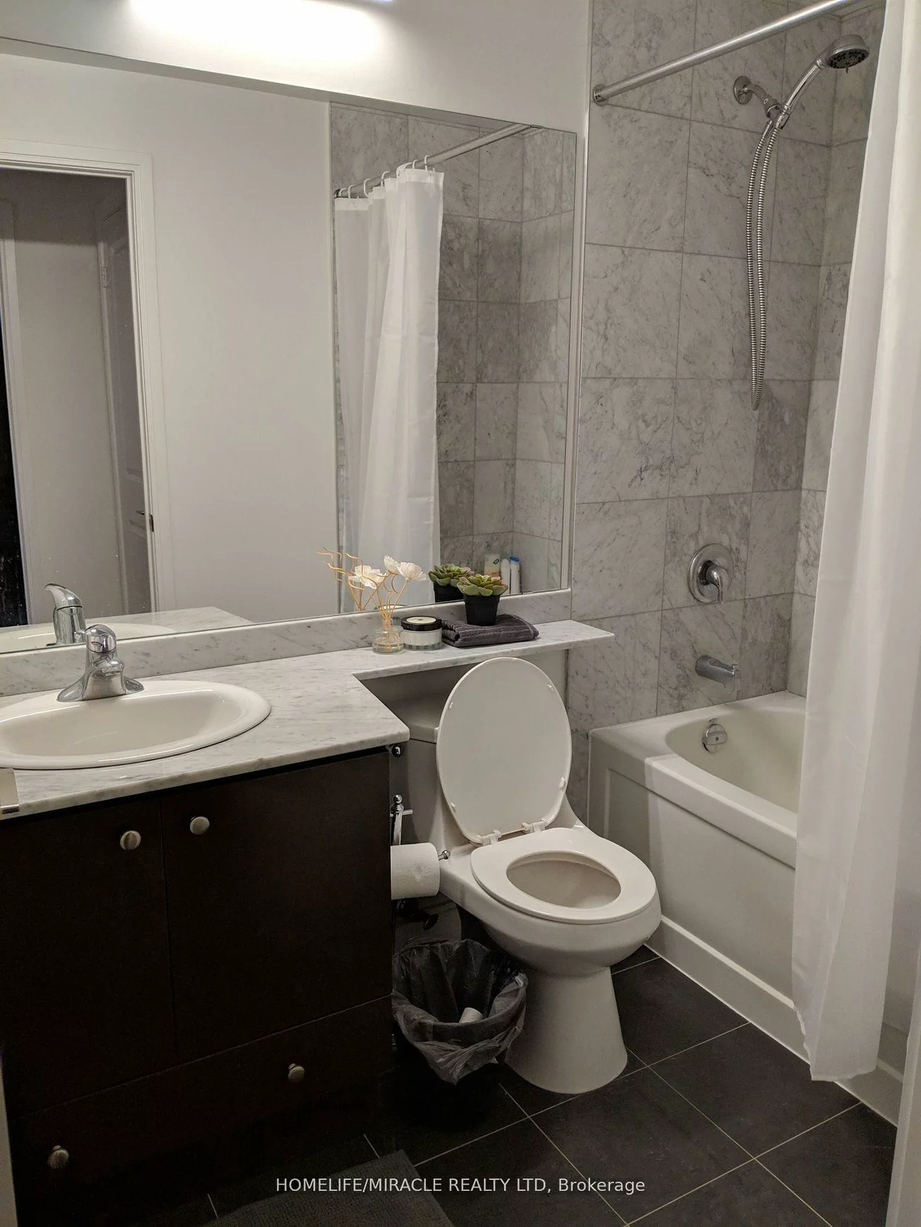 50, Absolute, City Centre, Mississauga