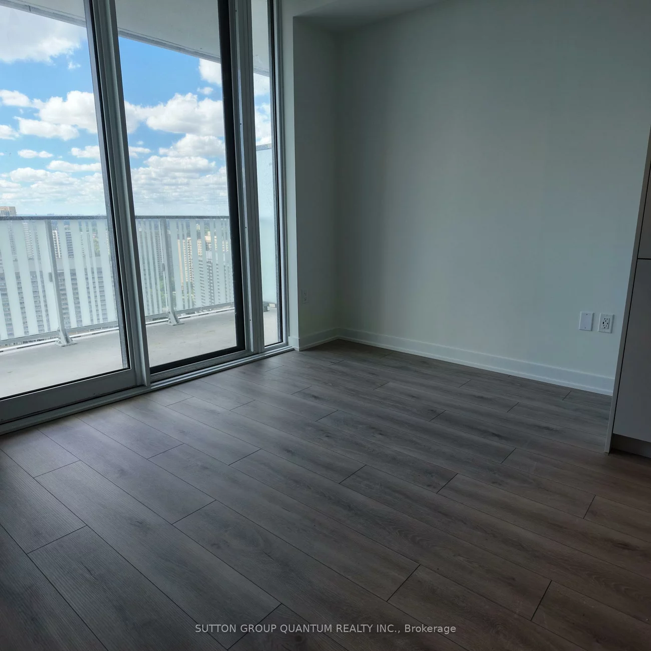 1, Fairview, Mississauga Valleys, Mississauga