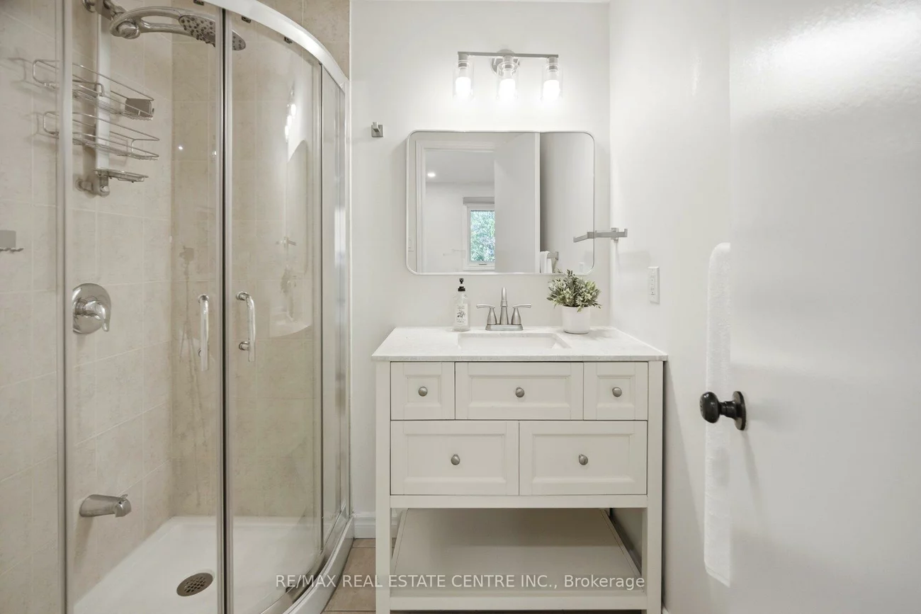 35, Ceremonial, Hurontario, Mississauga