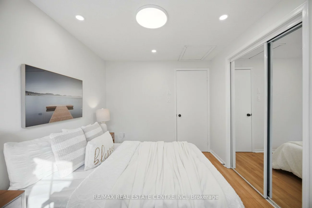 35, Ceremonial, Hurontario, Mississauga