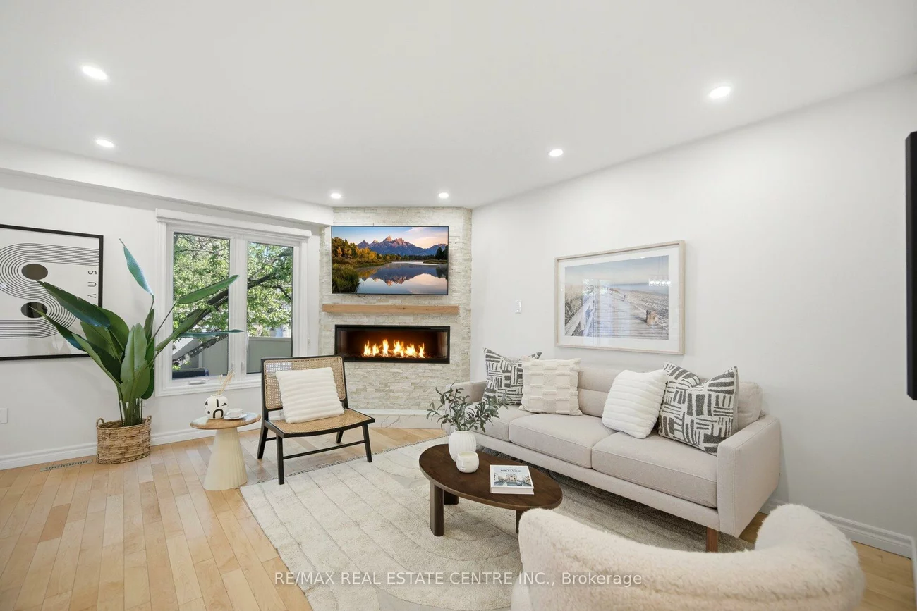 35, Ceremonial, Hurontario, Mississauga