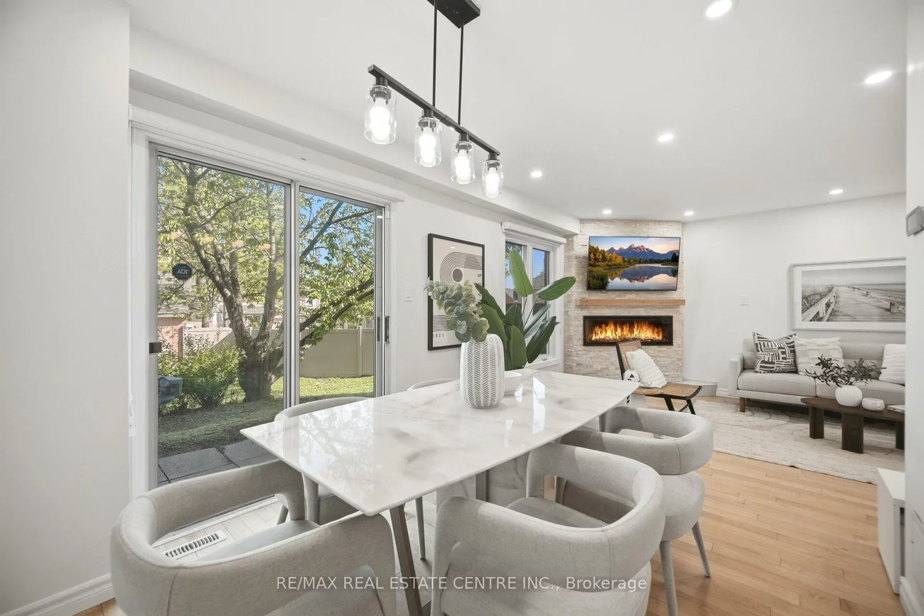 35, Ceremonial, Hurontario, Mississauga