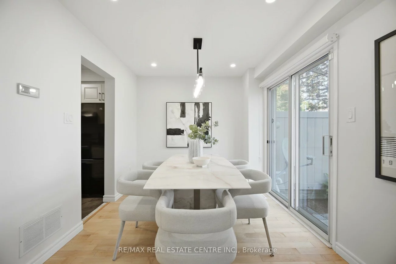 35, Ceremonial, Hurontario, Mississauga
