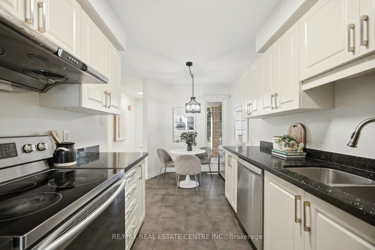 35, Ceremonial, Hurontario, Mississauga