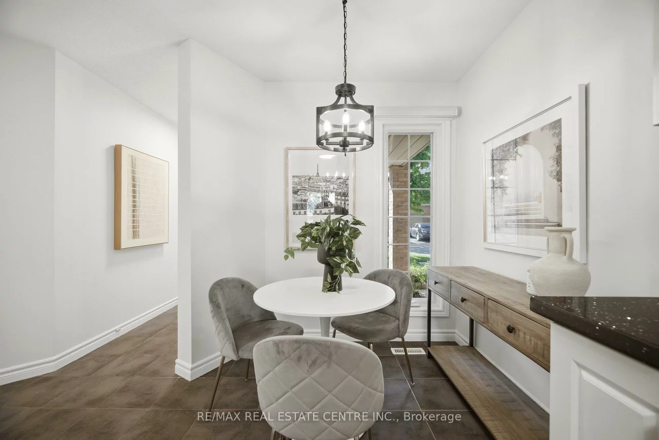 35, Ceremonial, Hurontario, Mississauga