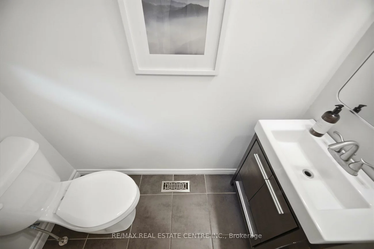 35, Ceremonial, Hurontario, Mississauga