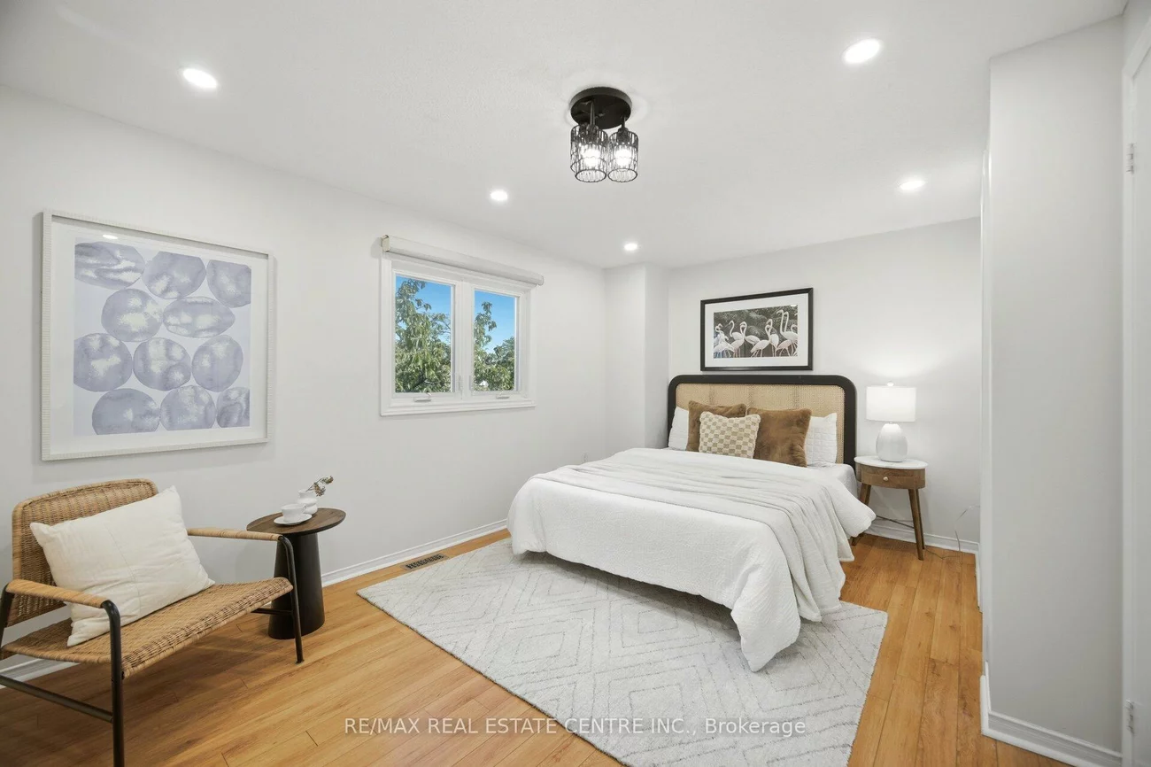 35, Ceremonial, Hurontario, Mississauga