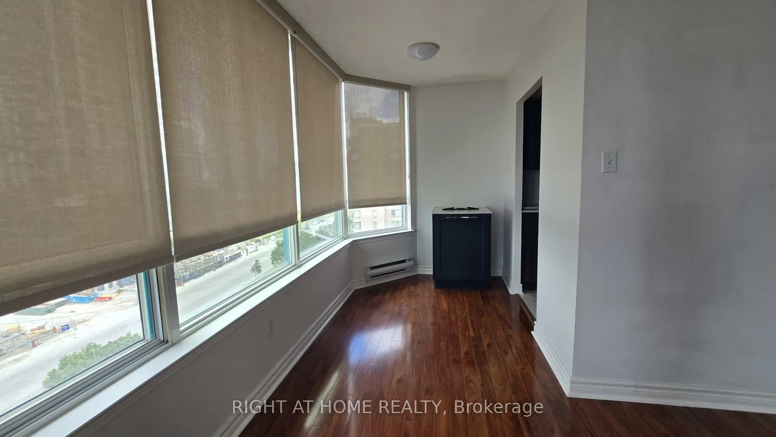 550, Webb, City Centre, Mississauga