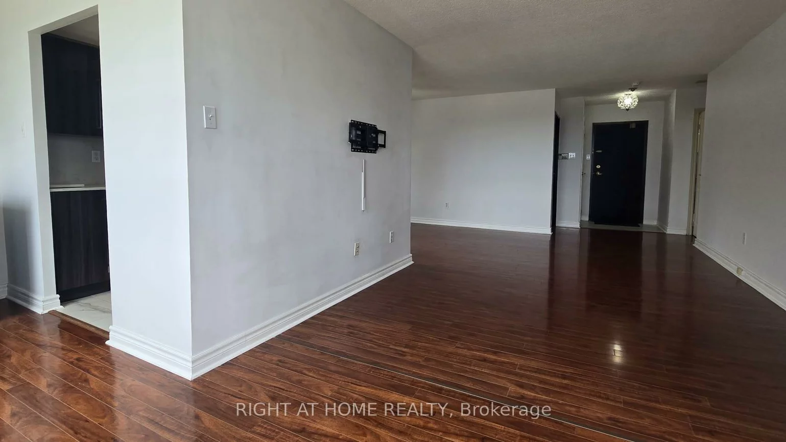 550, Webb, City Centre, Mississauga