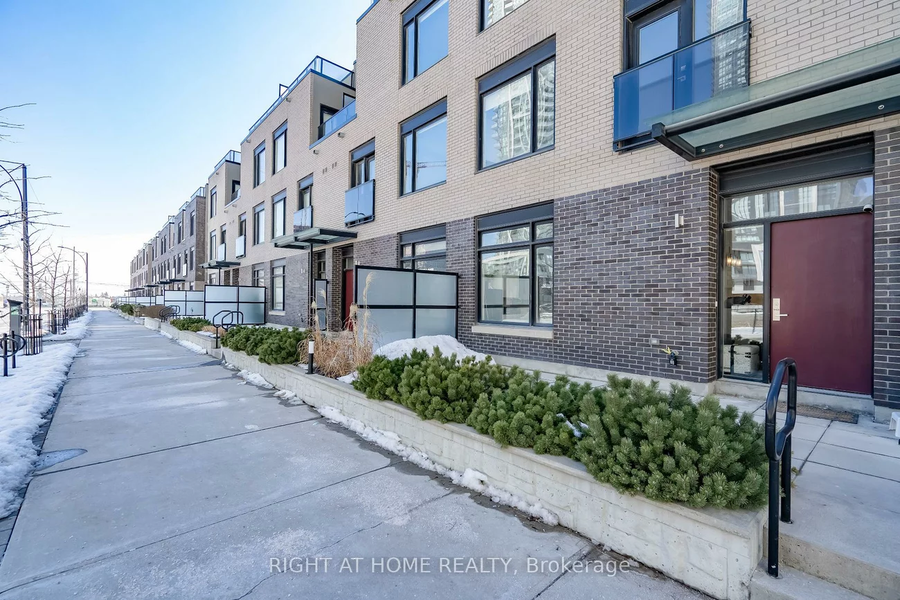 4030, Parkside Village, Creditview, Mississauga