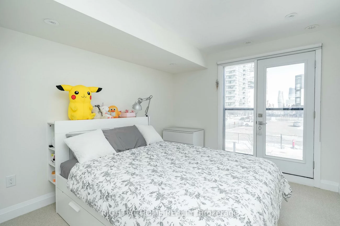 4030, Parkside Village, Creditview, Mississauga