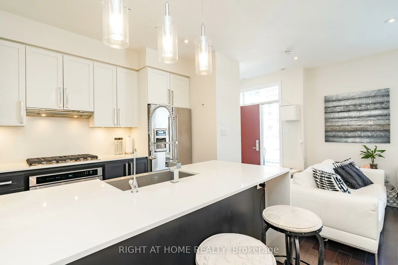 4030, Parkside Village, Creditview, Mississauga