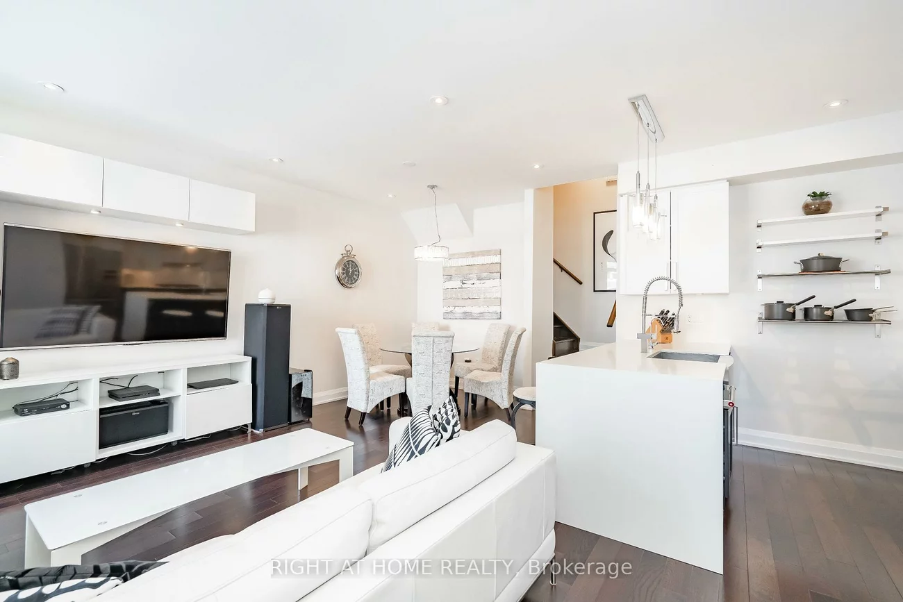 4030, Parkside Village, Creditview, Mississauga
