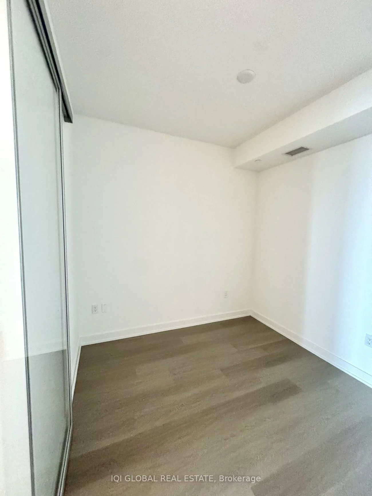 448, Burnhamthorpe, City Centre, Mississauga